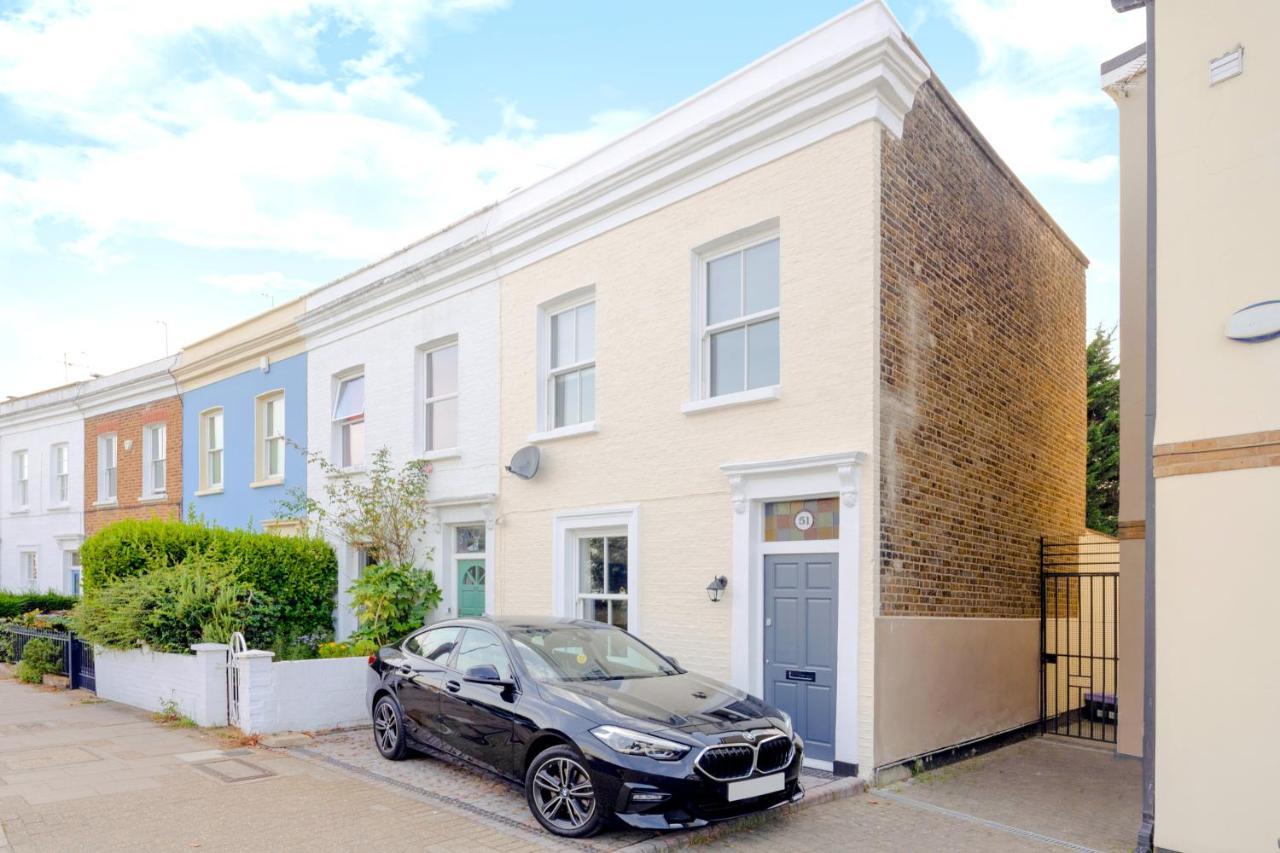 Stylish House In Wimbledon Londres Exterior foto
